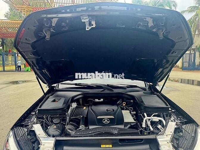Bán Mercedes GLC300 4MT Cuối 2016