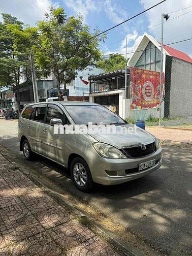 Toyota Innova 2006 G - 350000 km