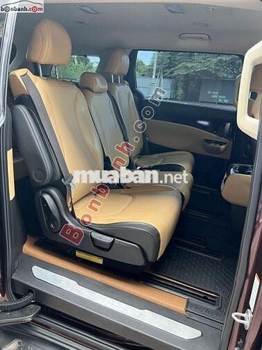 Kia Carnival Premium 2021 - Bao HS
