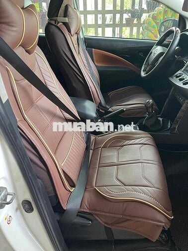 Toyota Innova 2019 2.0E - 90000 km
