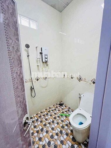 Nhà mặt tiền Trần Văn Trà - sẵn 3 máy lạnh