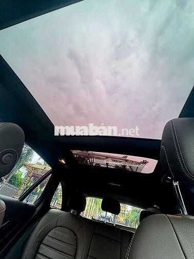 Bán Mercedes GLC300 4MT Cuối 2016