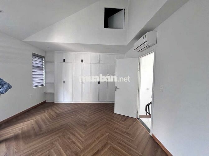 SIÊU PHẨM NHÀ MỚI XÂY KHU PHỔ QUANG - PN, Trệt 3 Lầu - DTSS: 530m2