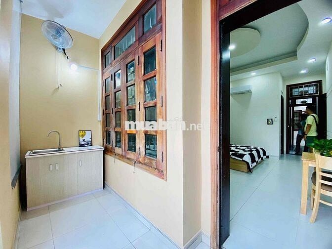 1 PHÒNG NGỦ TÁCH BẾP BAN CÔNG - FULL NỘI THẤT GẦN ETOWN