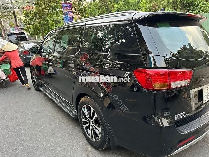 Kia Sedona 2016 - 499 Triệu