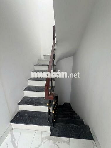 NHÀ 5T*33M2 TRONG ĐÊ SONG PHƯƠNG-NGÕ NÔNG-CÁCH ĐẠI LỘ 300m-GIÁ 4,35 TỶ