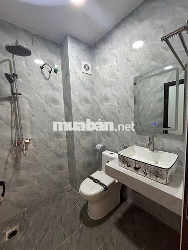 Nhà 5T*37m2 ngõ thông, ô tô đỗ cổng. Gần trường, chợ. Giá chỉ 3,35 tỷ