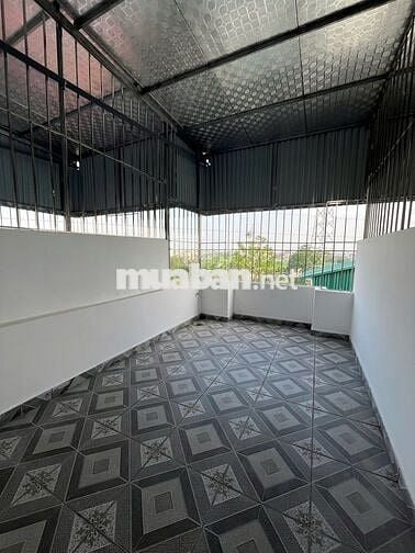 Nhà 5T*37m2 ngõ thông, ô tô đỗ cổng. Gần trường, chợ. Giá chỉ 3,35 tỷ