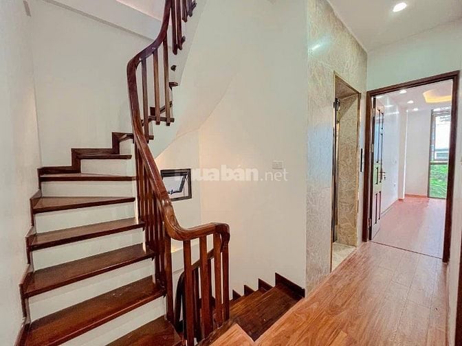 Nhà Đẹp Thang Máy Trần Khát Chân, HBT 68m, 5 tầng, mt 4.7m, 13.5 tỷ
