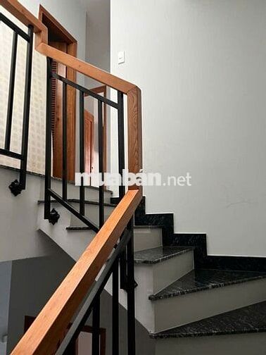 Cho Thuê Nhà Nguyên Căn Hẻm 158/56 Phạm Văn Chiêu. Giá Chốt  15Tr