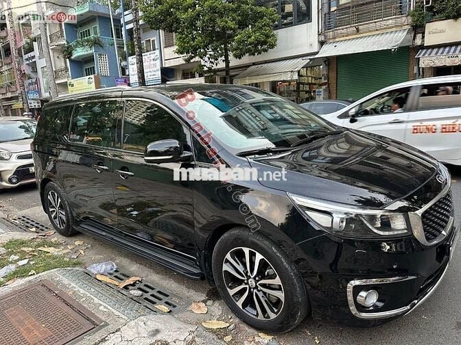 Kia Sedona 2016 - 499 Triệu