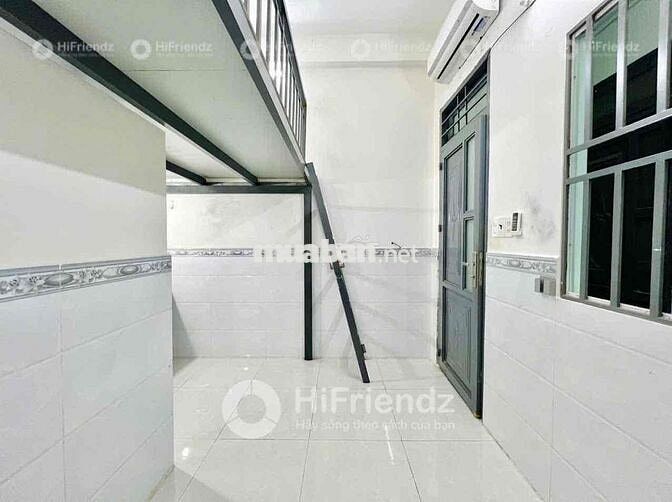 PHÒNG TRỌ SINH VIÊN GÁC CAO GIÁ RẺ CÁCH DH CÔNG THƯƠNG 3P ĐI XE