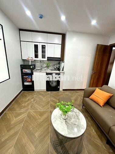 Căn hộ 1N1K full nội thất, ngõ ô tô 255 Nguyễn Khang, ban công – 7.5tr