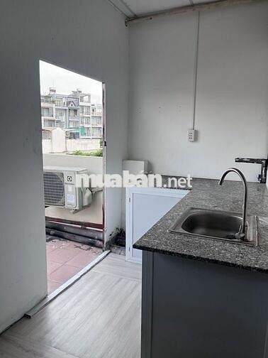 căn hộ TÂN PHÚ.ko chung chủ,giờ giấc tự do.full nội thất.bv 24/24