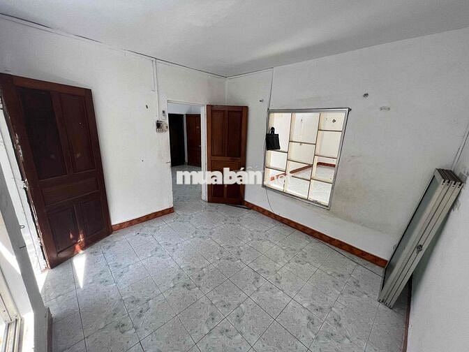 TT Thành Công, 80m, 2ngủ, Căn góc 3 thoáng, Ô tô tải đỗ, Sổ đỏ rộng