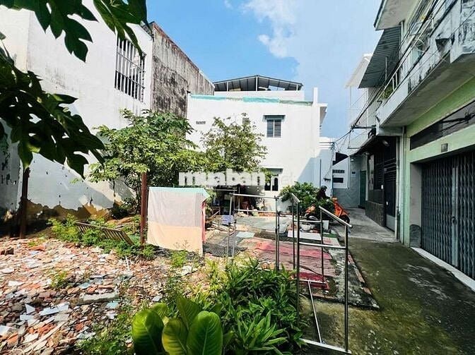 Quận 7, đất full thổ cư, hẻm 4m, kdc hiện hữu, gần trung tâm, 3.x tỷ