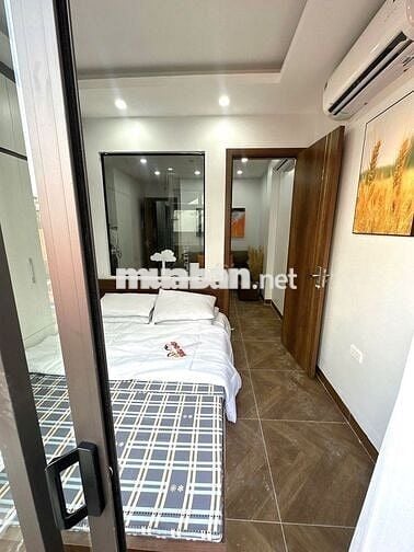 Căn hộ 1N1K full nội thất, ngõ ô tô 255 Nguyễn Khang, ban công – 7.5tr