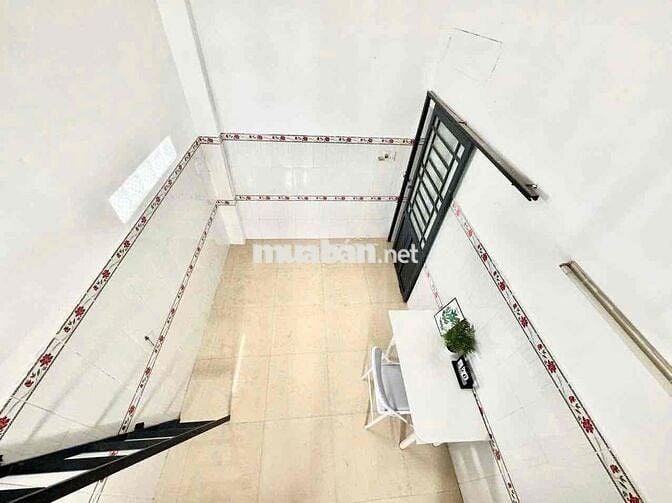 TRỌ CÁCH VĂN HIẾN 5phút - 186/78 Nguyễn Sơn có thang máy và máy giặt