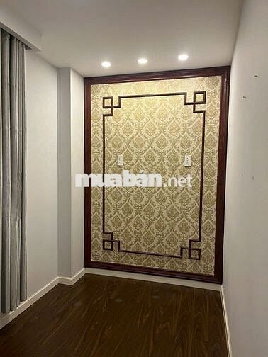 Nhà trong hẻm xe hơi dân cư văn minh