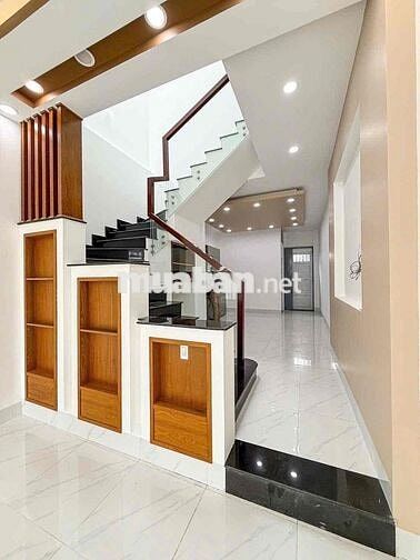 Chủ nhà cần bán gấp trong tháng này để về quê nên bán rẻ lại cho A/c