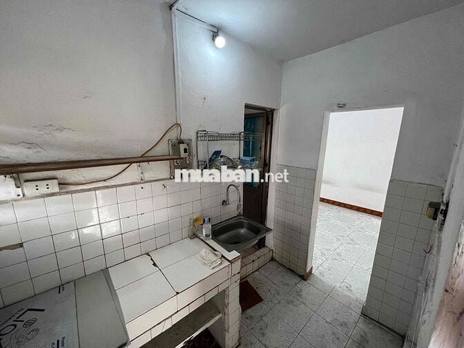 TT Thành Công, 80m, 2ngủ, Căn góc 3 thoáng, Ô tô tải đỗ, Sổ đỏ rộng