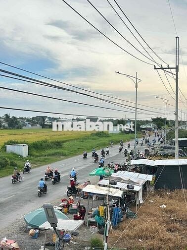 lô góc Mặt Tiền kênh 5 xe ngựa gần đền thờ Trương Định