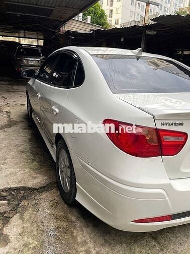 CẦN BÁN XE HYUNDAI AVANTE 2015 - 1.6