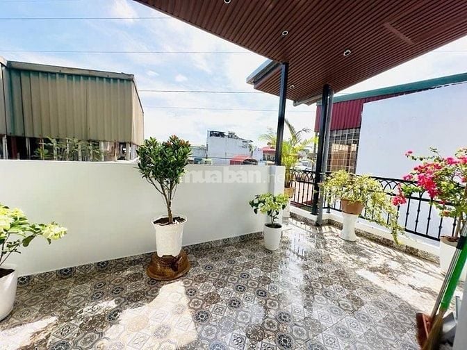 Bán nhà phố Nam Đồng 42m2, mặt tiền rộng tiện kinh doanh, sinh lời cao