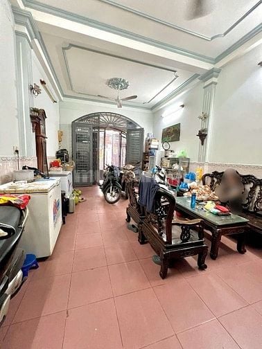 NGỘP BANK 9 TỶ - KẾ BÀU CÁT TÂN BÌNH - HXH 100M2 NGANG 5 NỞ HẬU . 