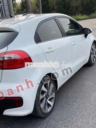 Kia Rio Full Option – Nhập khẩu nguyên chiếc