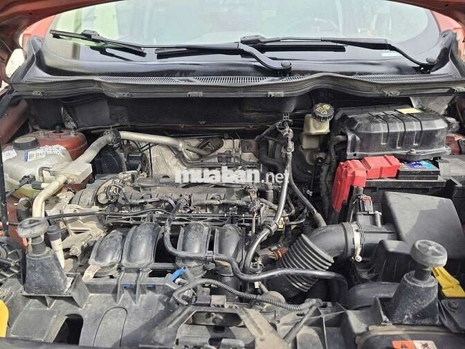 Ford Ecosport Titanium 1.5L AT sx2015 - 83000 km