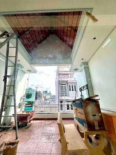 NGỘP BANK 9 TỶ - KẾ BÀU CÁT TÂN BÌNH - HXH 100M2 NGANG 5 NỞ HẬU . 