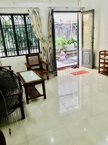 Cho thuê nhà ĐĐTNghi hẻm 2.5m(BG) Nguyễn Thông, P.9, Q.3 giá 13tr