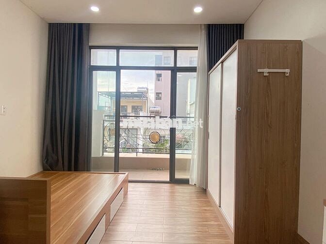 Cho thuê CH full nội thất bancong thoáng - trung tâm quận 7, ngay UFM
