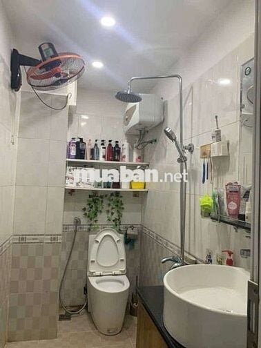 BÁN CĂN TẦNG 3 BLUEHOUSE CHÍNH CHỦ