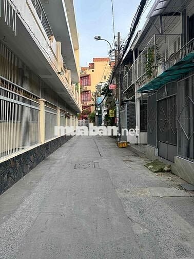 BÁN NHÀ KHU CƯ XÁ BẮC HẢI DÂN TRÍ CAO 40M2 NHỈNH 5 TỶ .