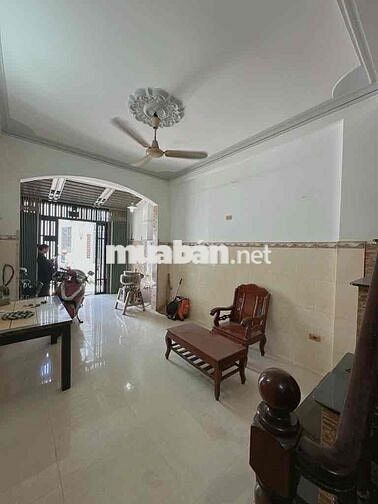 BÁN NHÀ KHU CƯ XÁ BẮC HẢI DÂN TRÍ CAO 40M2 NHỈNH 5 TỶ .