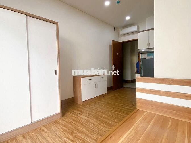 Cho thuê CH full nội thất bancong thoáng - trung tâm quận 7, ngay UFM