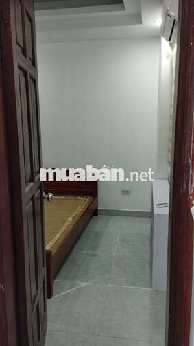Cần cho thuê căn hộ CCMN full đồ 1pn+pk bếp+1vs ngõ 225 Quan Hoa