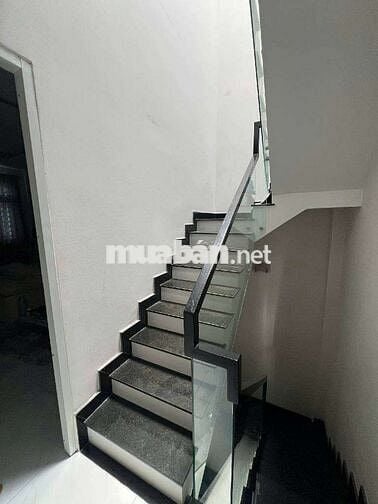 Chỉ với 2 Tỷ 5 sở hữu Căn Nhà 3 Tầng 40m2 Ngay Hiệp Bình Chánh Sổ Sẵn