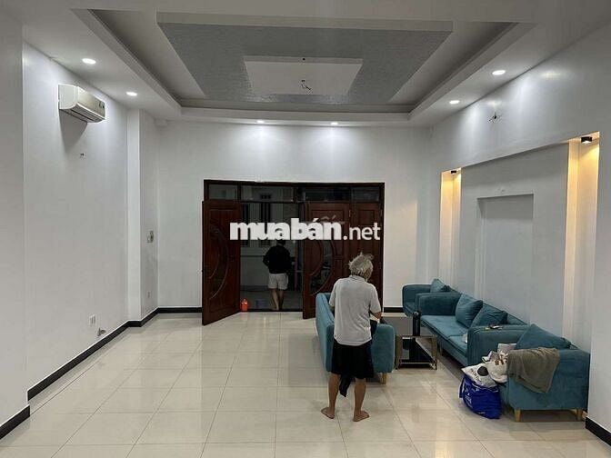 Cho Thuê Nhà View Công Viên Khu Tên Lửa 6x20. 4 Tấm Full Nội thất 35tr