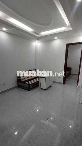 Cần cho thuê căn hộ CCMN full đồ 1pn+pk bếp+1vs ngõ 225 Quan Hoa