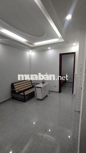 Cần cho thuê căn hộ CCMN full đồ 1pn+pk bếp+1vs ngõ 225 Quan Hoa