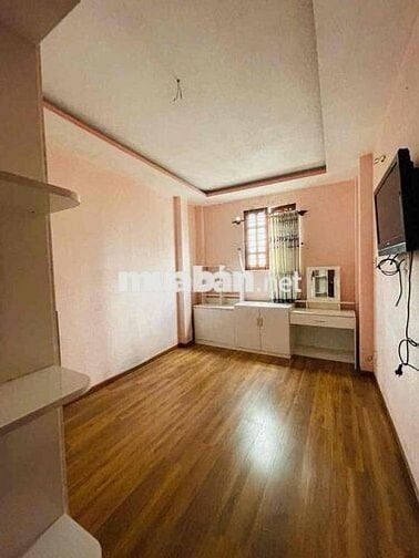 Nhà 1 trệt 1 lầu 2PN đường xe tải gần đường Linh Trung Thủ Đức