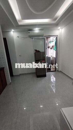 Cần cho thuê căn hộ CCMN full đồ 1pn+pk bếp+1vs ngõ 225 Quan Hoa