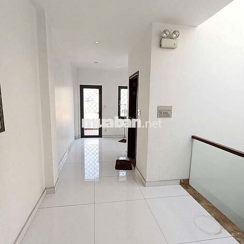 📢 CHO THUÊ NHÀ ĐƯỜNG NÚI THÀNH_ 6X20M_ HẦM TRỆT + 3 LẦU + SÂN THƯỢNG