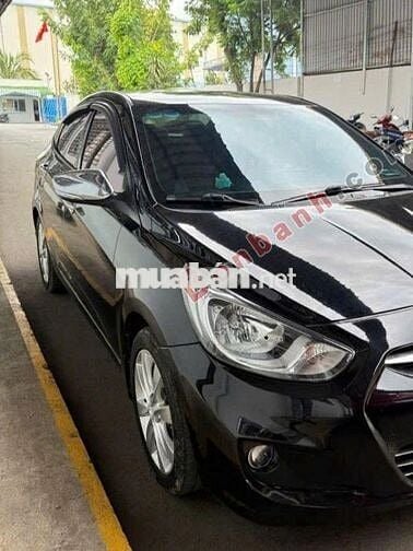 Hyundai Accent 1.4 AT 2012 màu đen