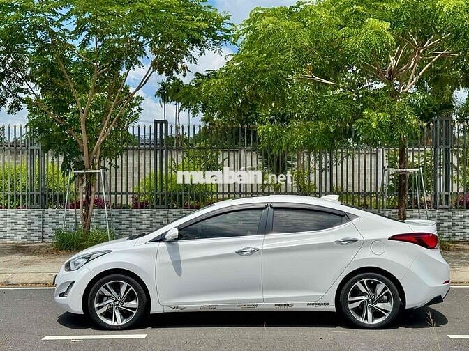 Hyundai Elantra 2015 1.8 AT - Nhập Khẩu - Một chủ