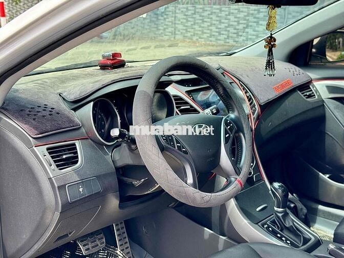 Hyundai Elantra 2015 1.8 AT - Nhập Khẩu - Một chủ