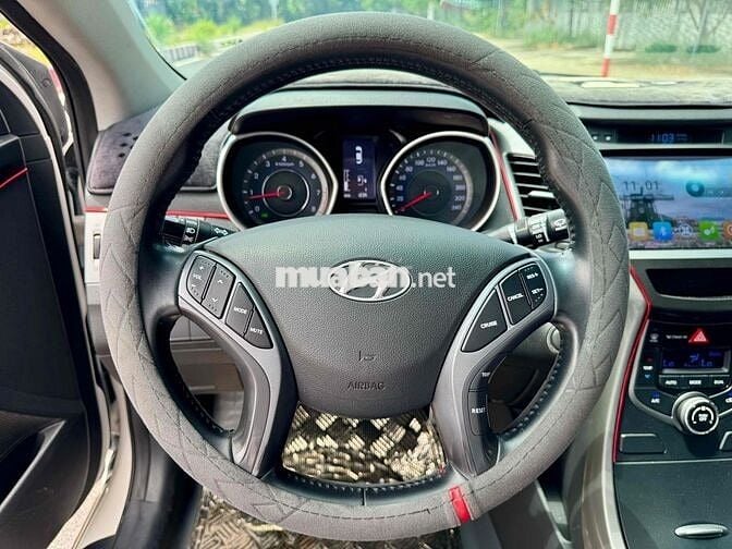 Hyundai Elantra 2015 1.8 AT - Nhập Khẩu - Một chủ